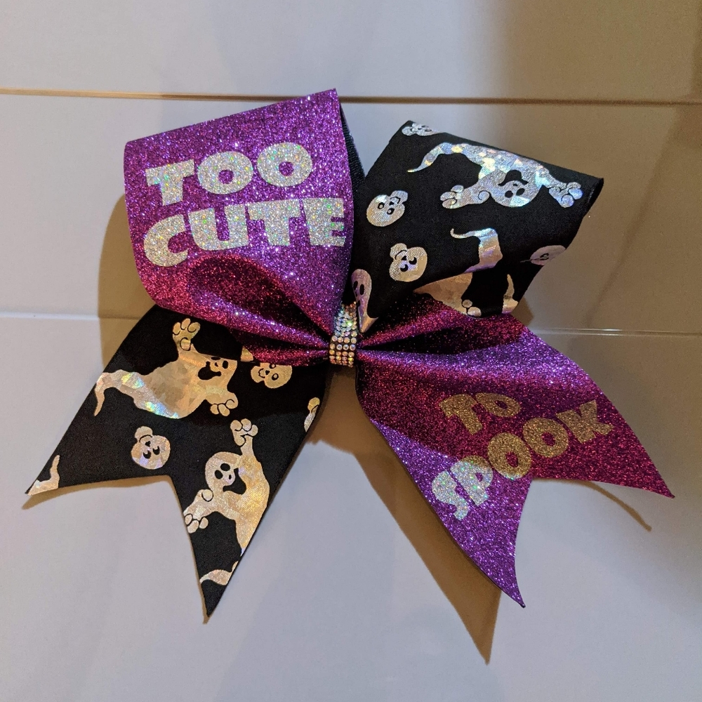 Girl's Halloween hair bow